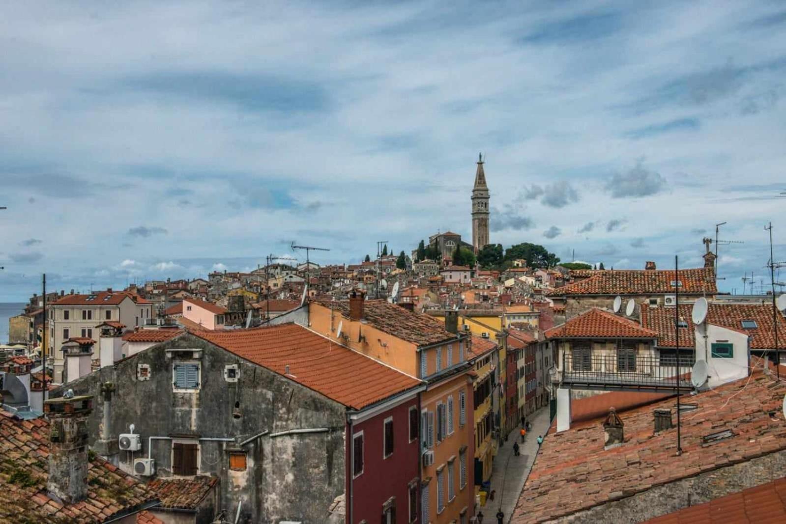 Appartement Beautiful Sunsets Over The Roofs Of Rovinj Extérieur photo